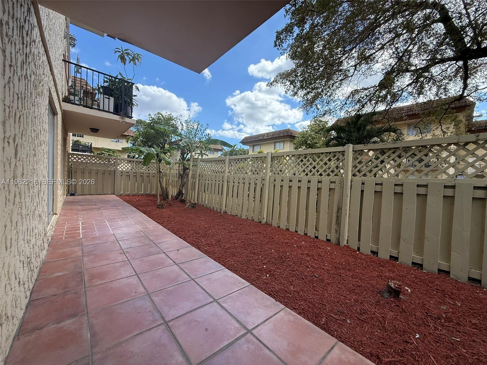 COURTYARDS AT KENDALL CON - Residential