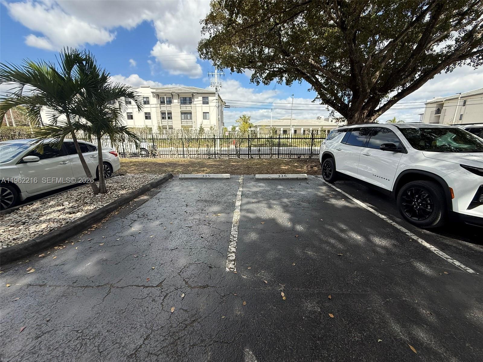 COURTYARDS AT KENDALL CON - Residential