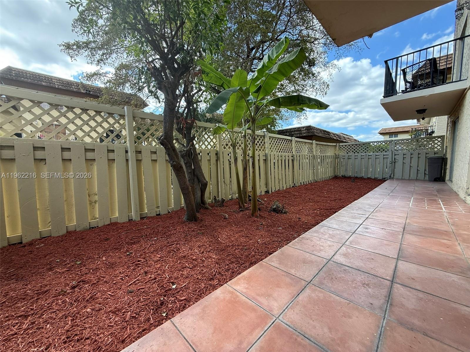 COURTYARDS AT KENDALL CON - Residential