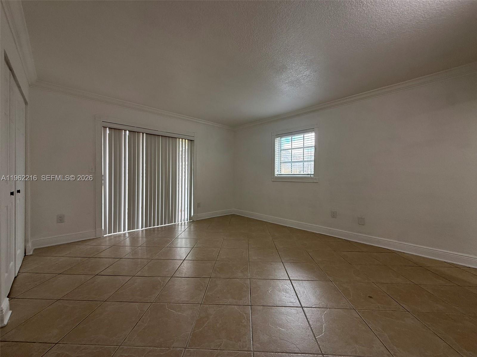 COURTYARDS AT KENDALL CON - Residential