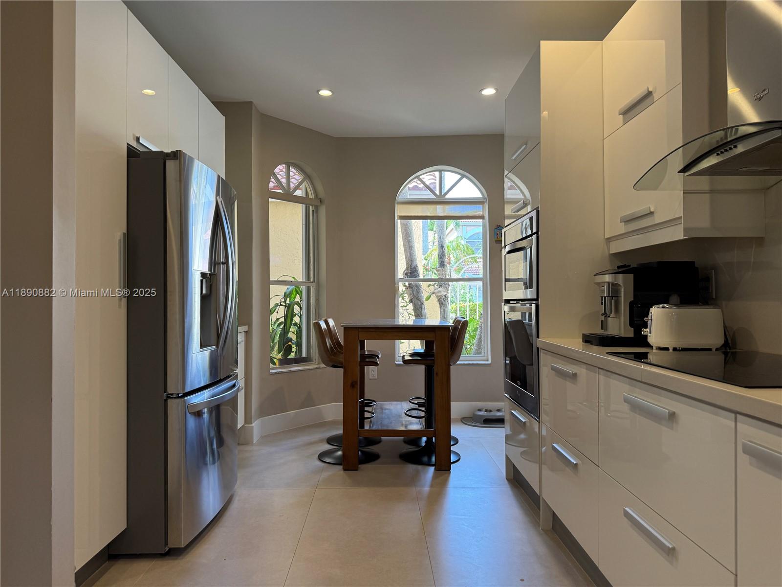 SPINNAKER BAY - Residential