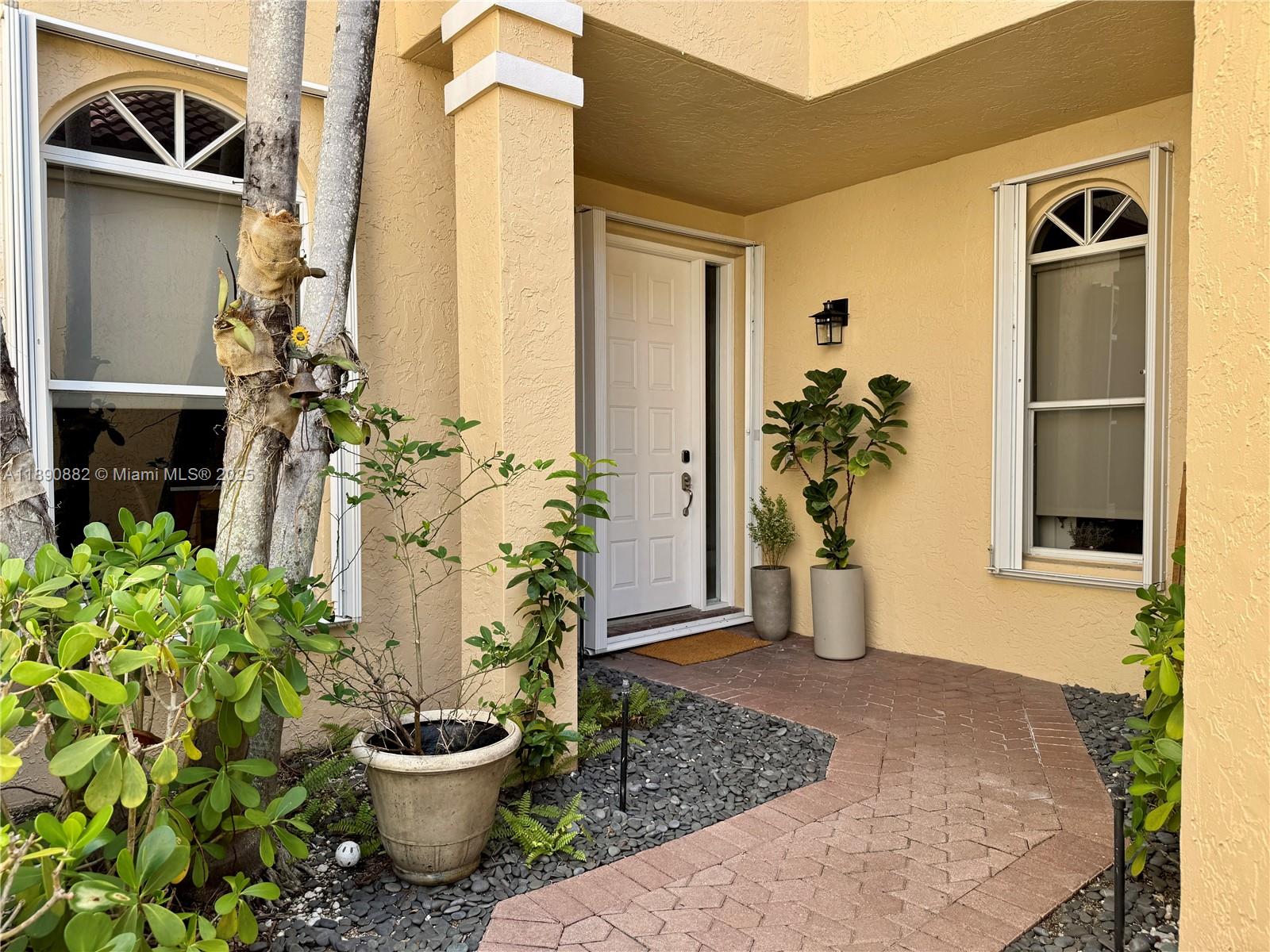 SPINNAKER BAY - Residential