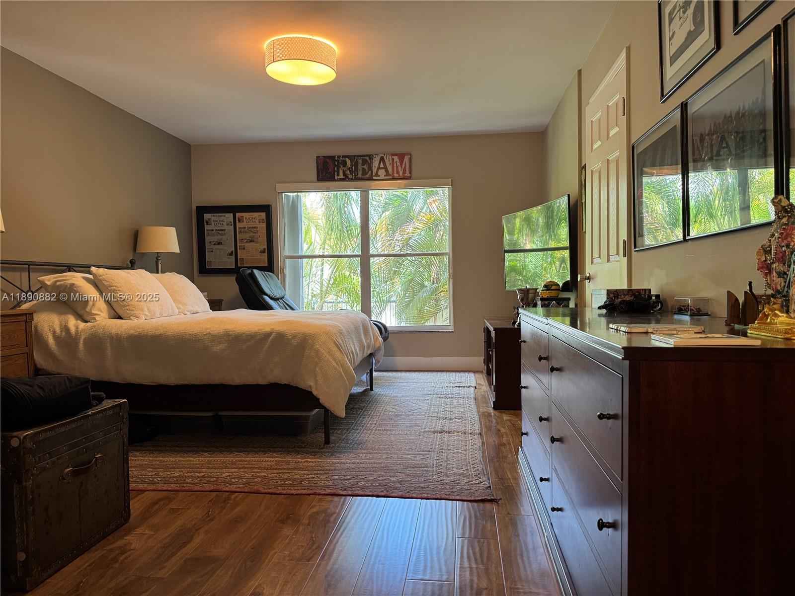 SPINNAKER BAY - Residential