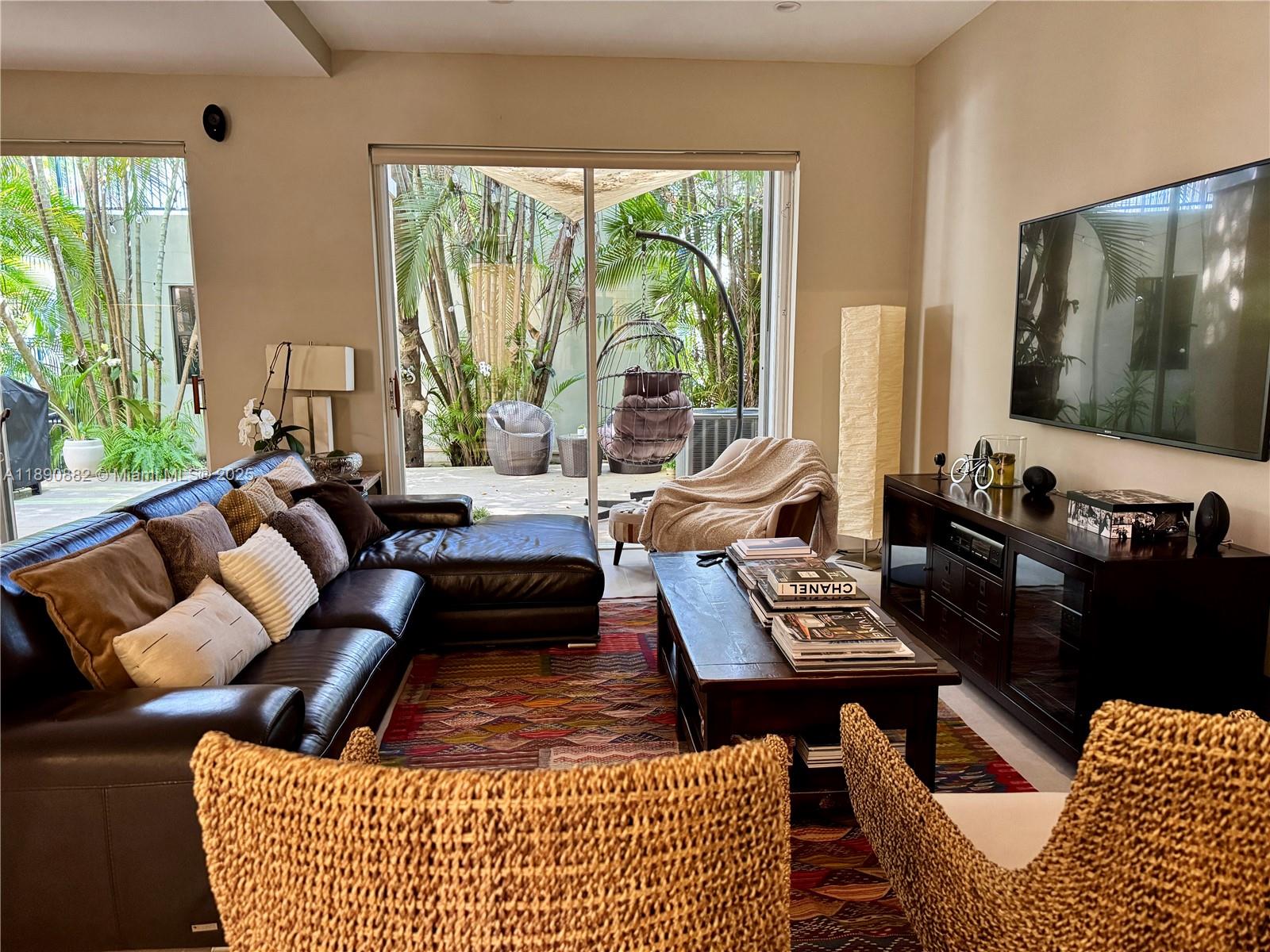SPINNAKER BAY - Residential
