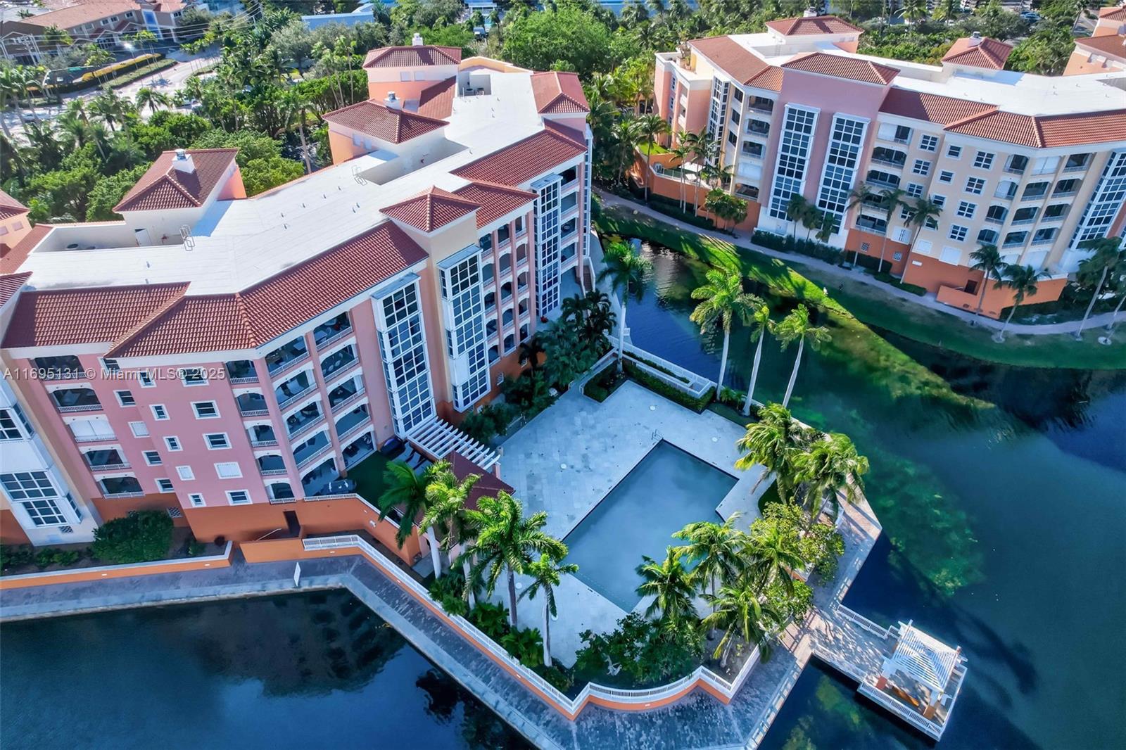 Property for Sale at 731 Crandon Blvd 407, Key Biscayne, Miami-Dade County, Florida - Bedrooms: 3 
Bathrooms: 3  - $2,100,000