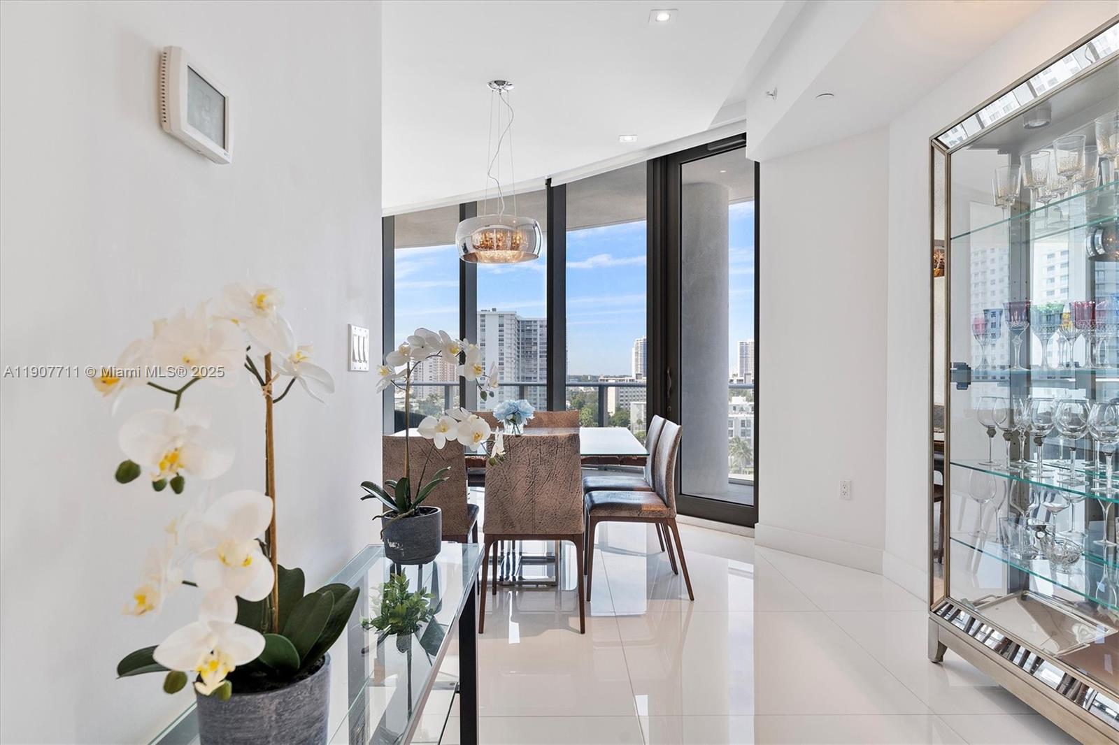 17475 Collins Ave 504