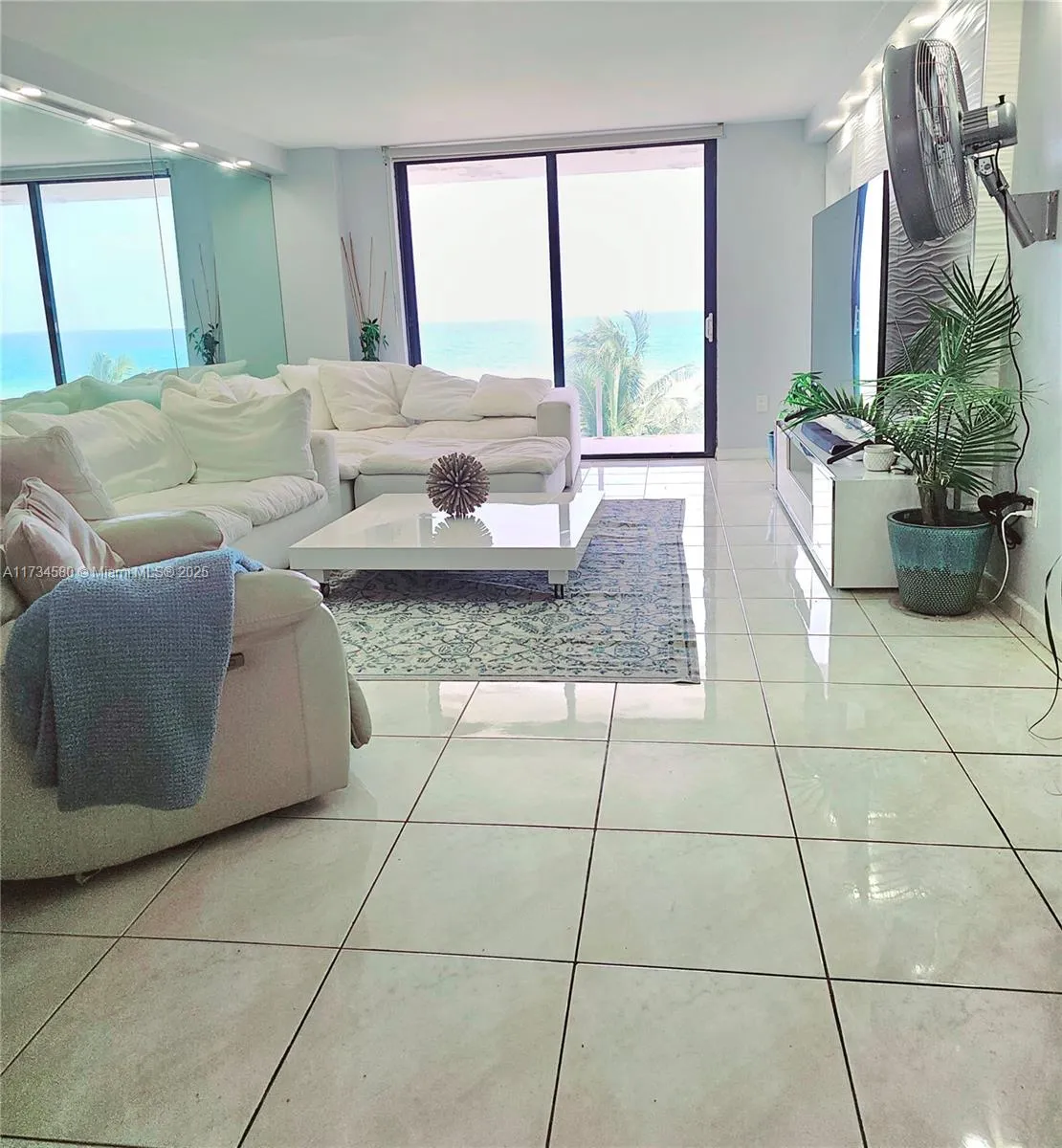 Miami Beach, Florida 33140, United States, 2 Bedrooms Bedrooms, ,2 BathroomsBathrooms,Residential,Active,11683