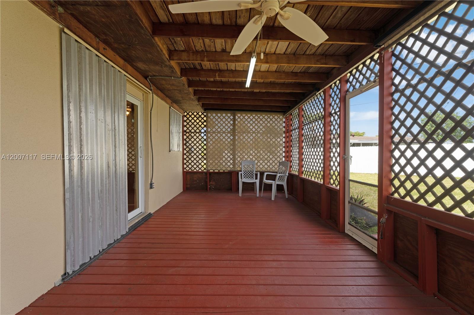 PINE TREE MANOR SEC 3 - Residential