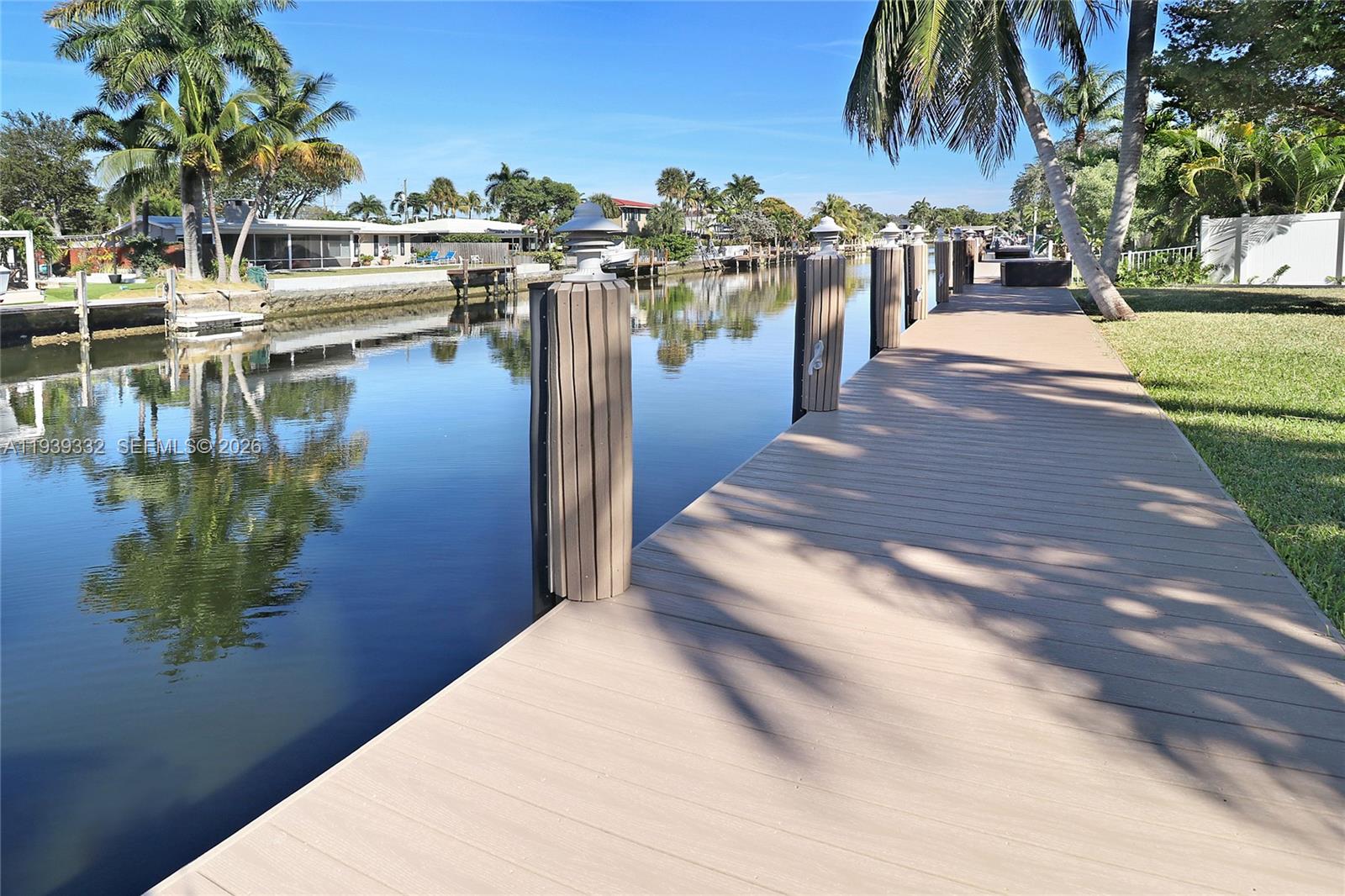 LAUDER GATE ISLES - Residential Lease