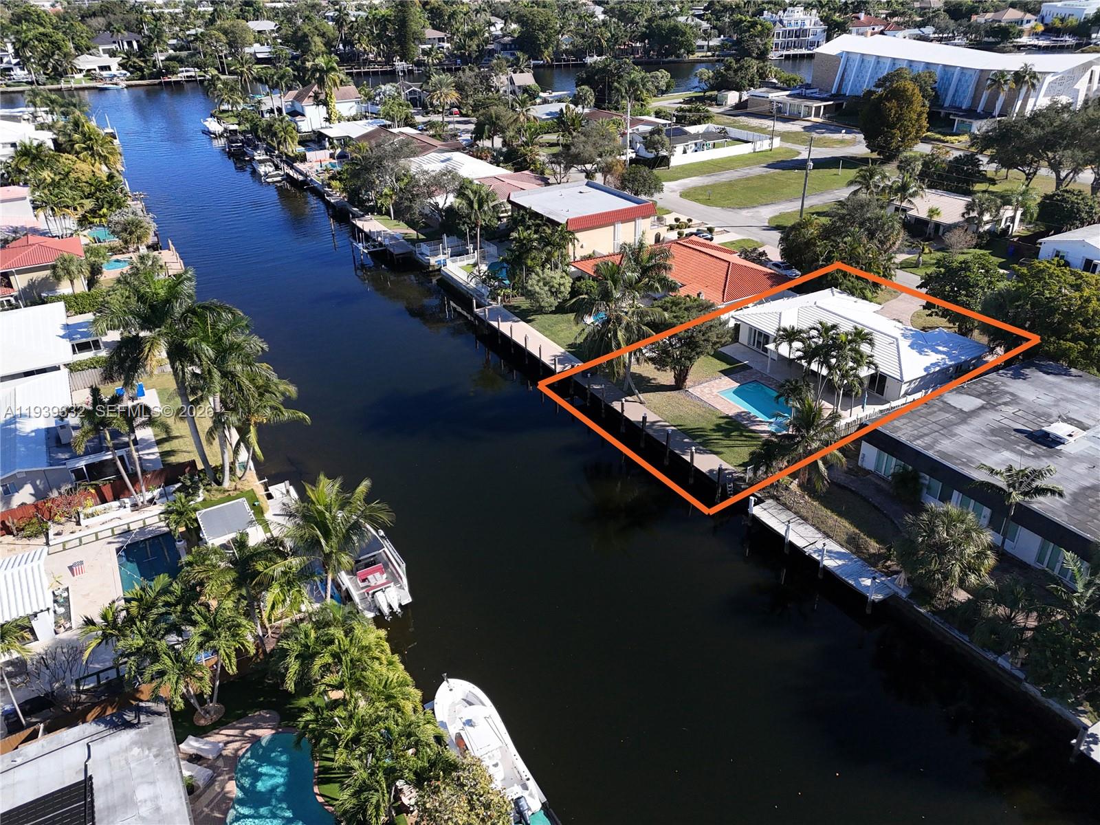 LAUDER GATE ISLES - Residential Lease