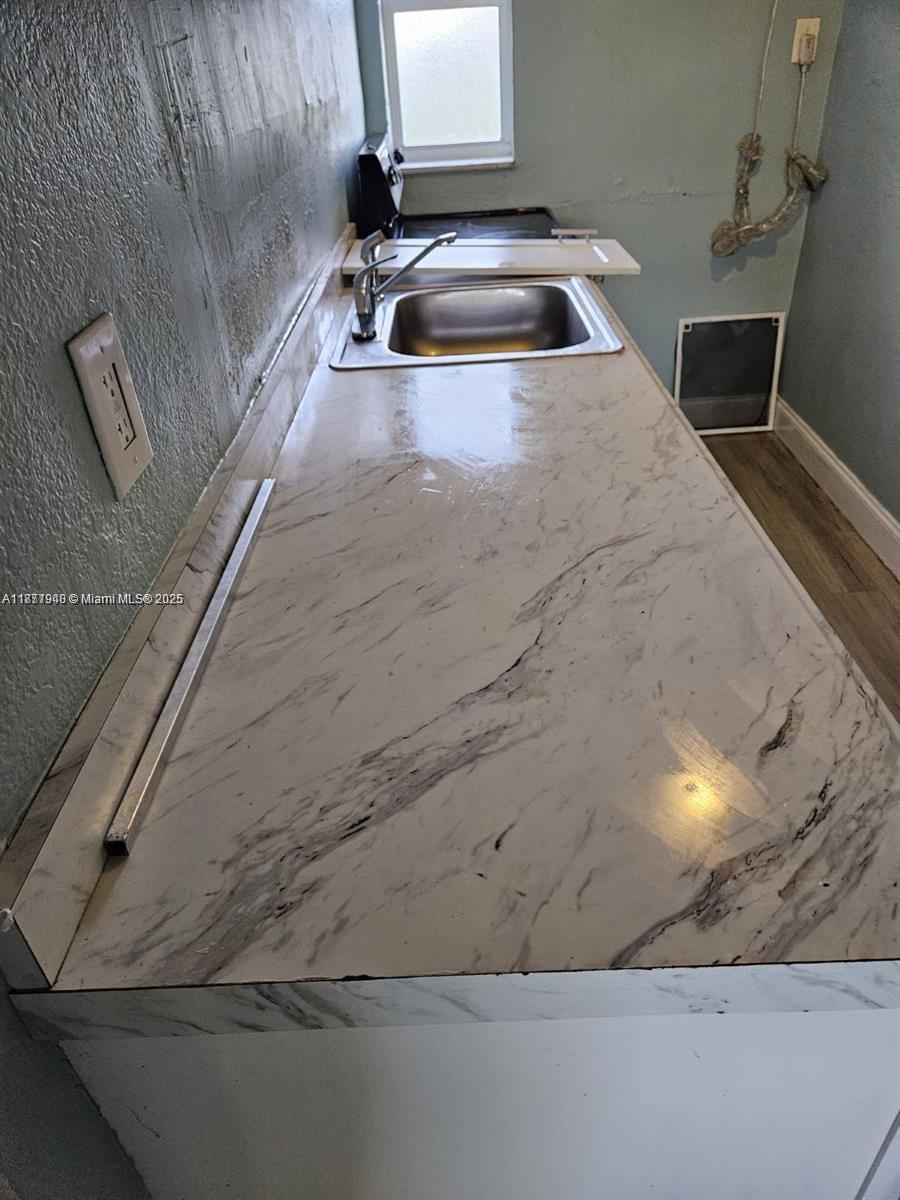 WASHINGTON PARK THIRD ADD - Residential Lease