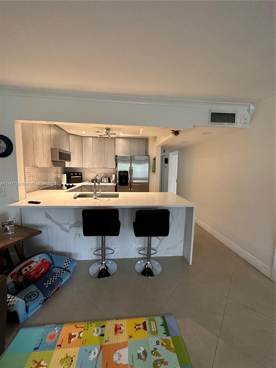 Beautiful and spacious unit centrally located in West Kendall. Perfect for investment with no rental restrictions. Property has laundry inside, is in the first floor and has a balcony with a stunning view of the lake. Current tenant is month to month paying $2,100. HOA BUDGET attached for financing inquires. Please text listing agent for any other questions.