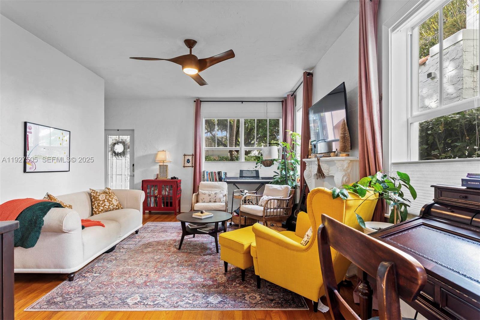 929 CONDO - Residential