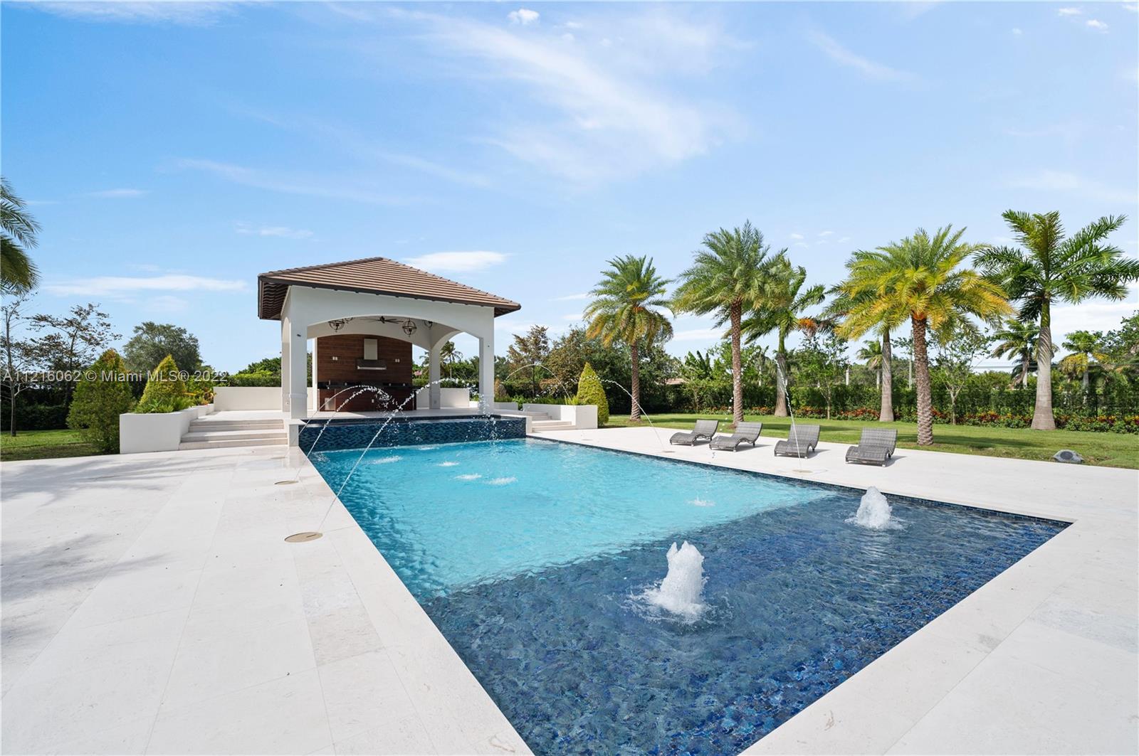 BIRD ROAD FARMSITES - Residential