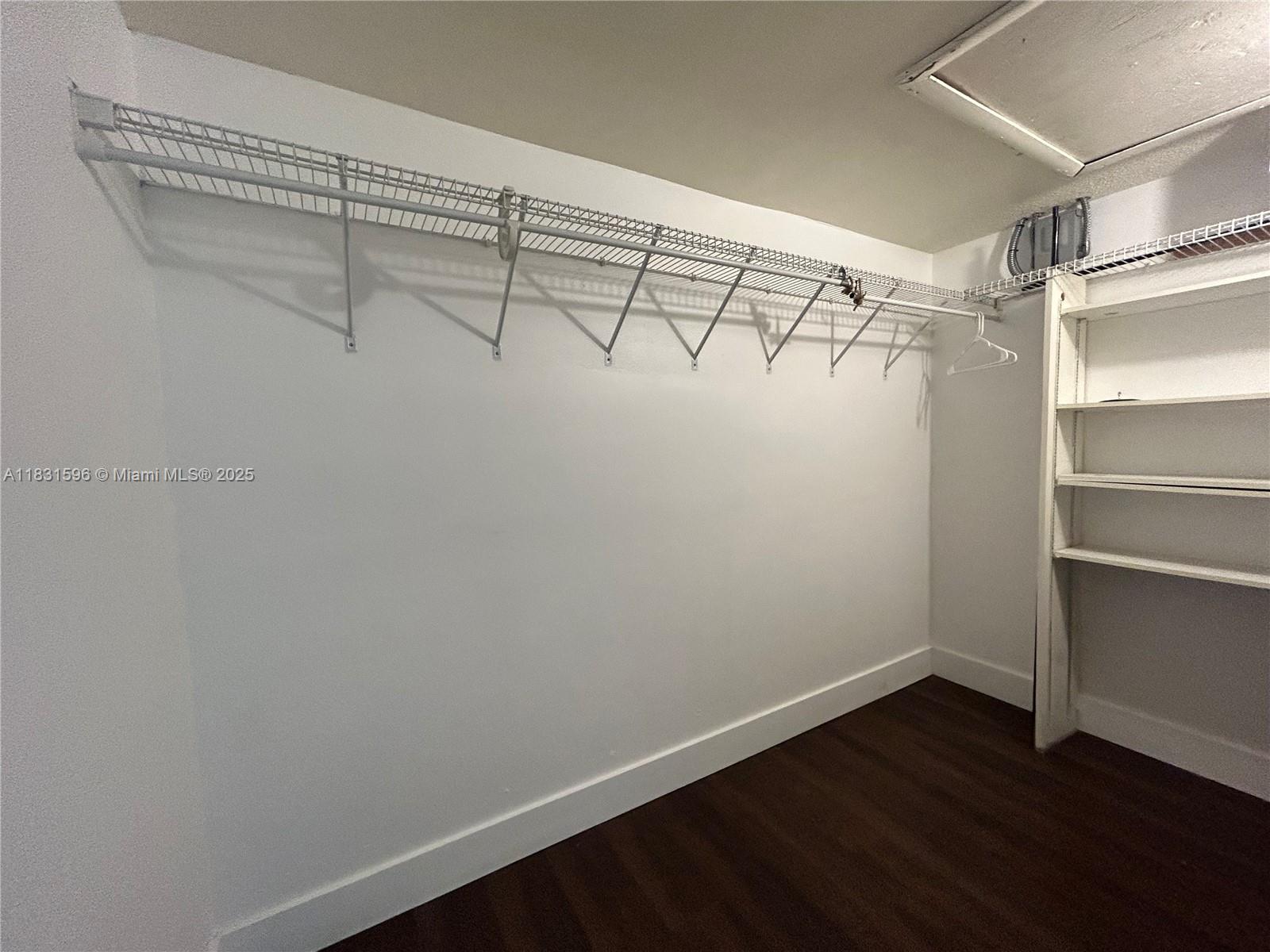 CHATILLON HALL CONDOMINIU - Residential