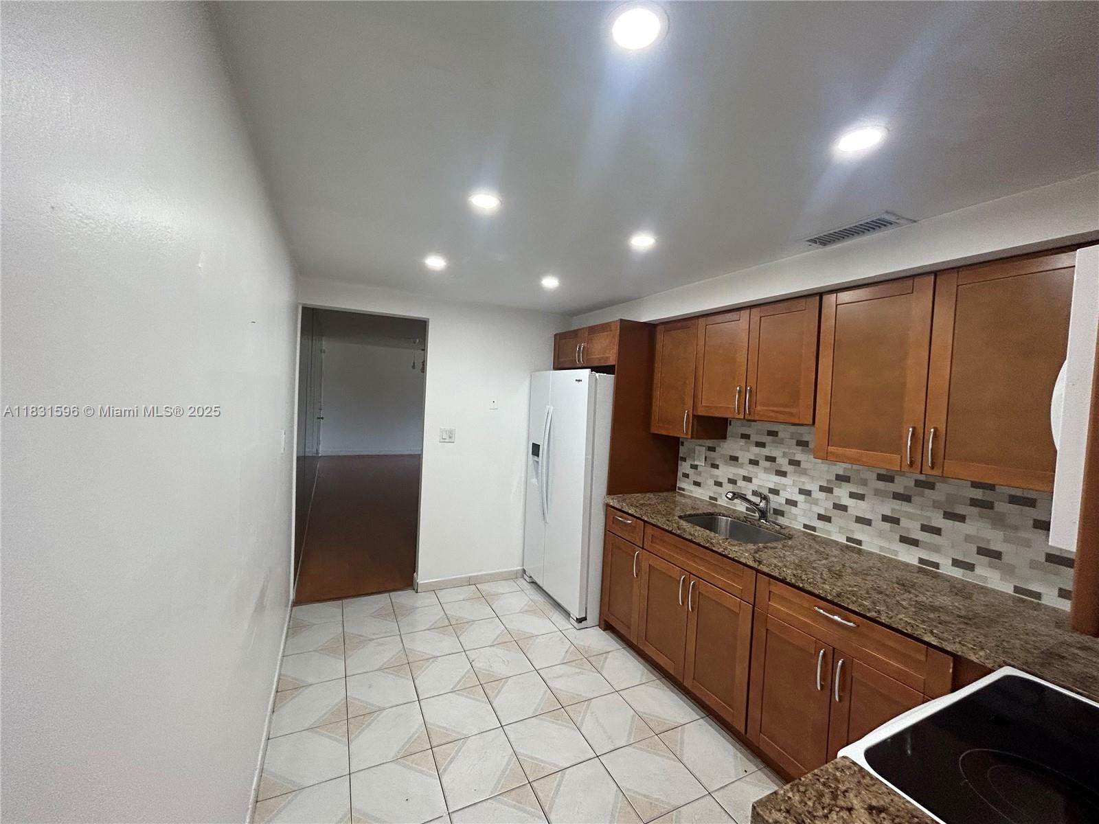 1020 94th St 202
