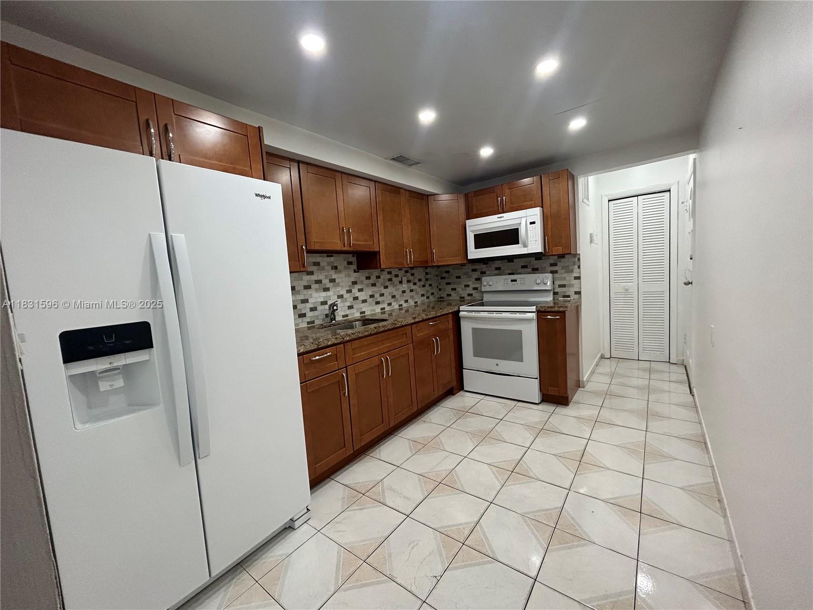 1020 94th St 202