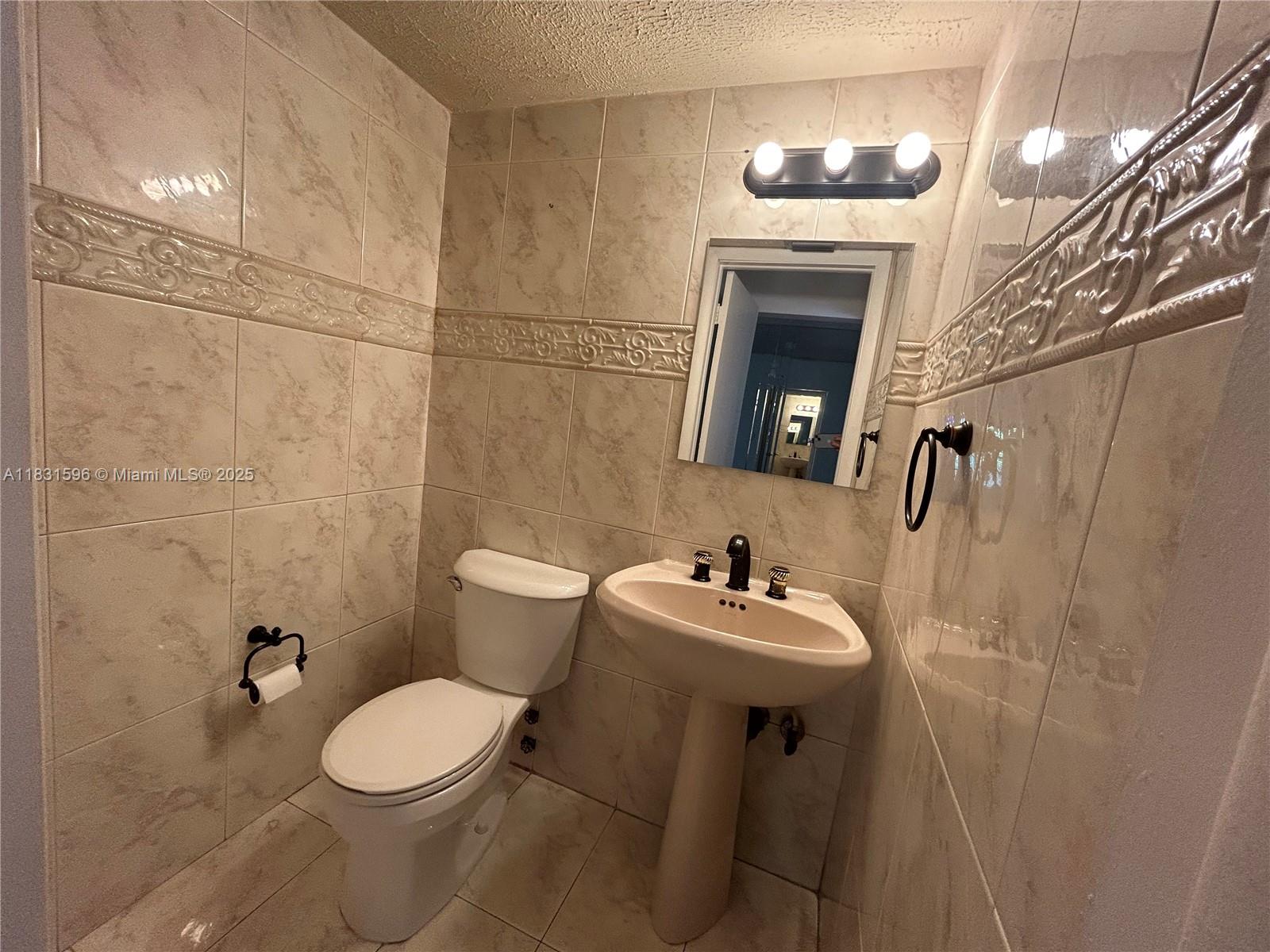 CHATILLON HALL CONDOMINIU - Residential