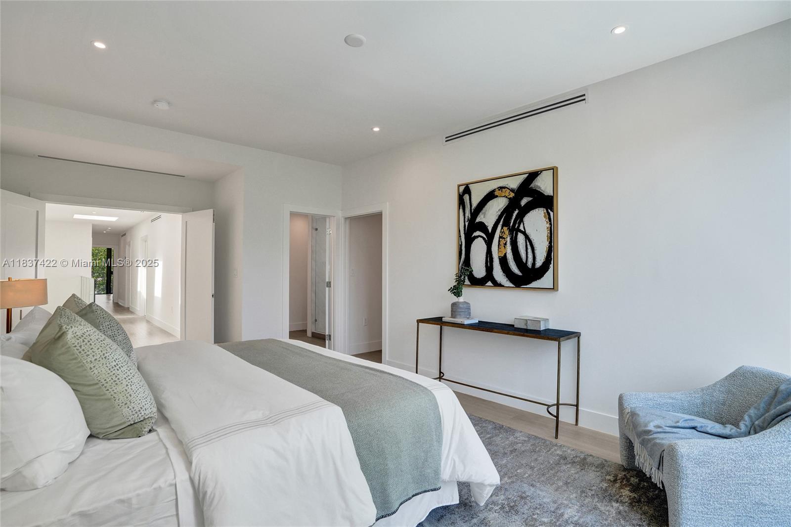 EAST SHENANDOAH - Residential Lease