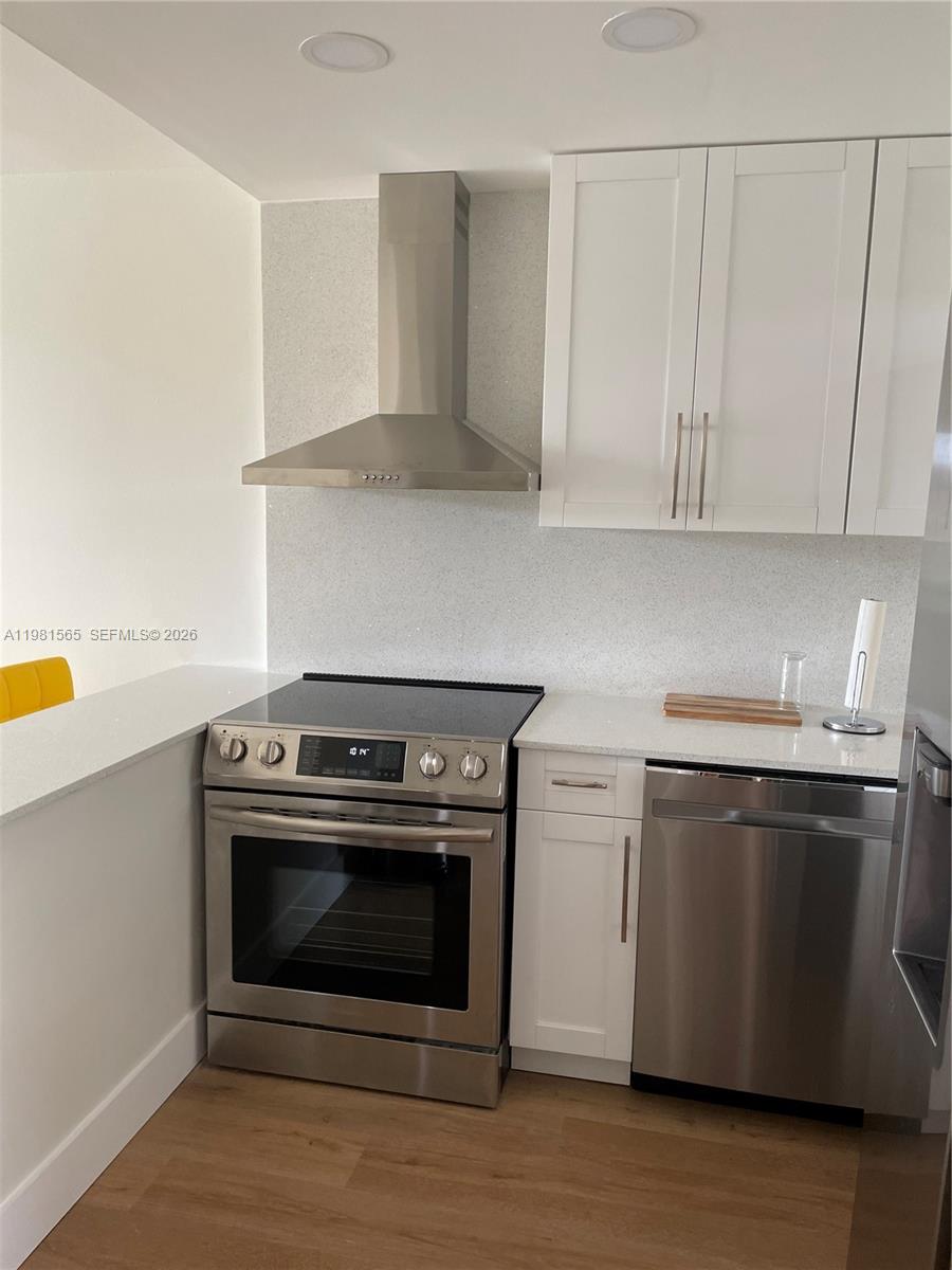 SUNRISE LAKES 44 CONDO - Residential Lease