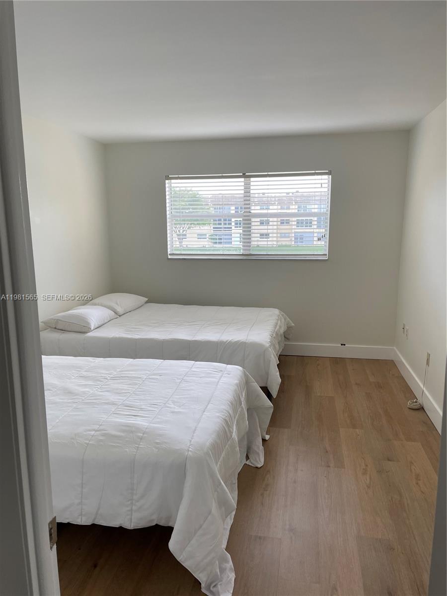 SUNRISE LAKES 44 CONDO - Residential Lease