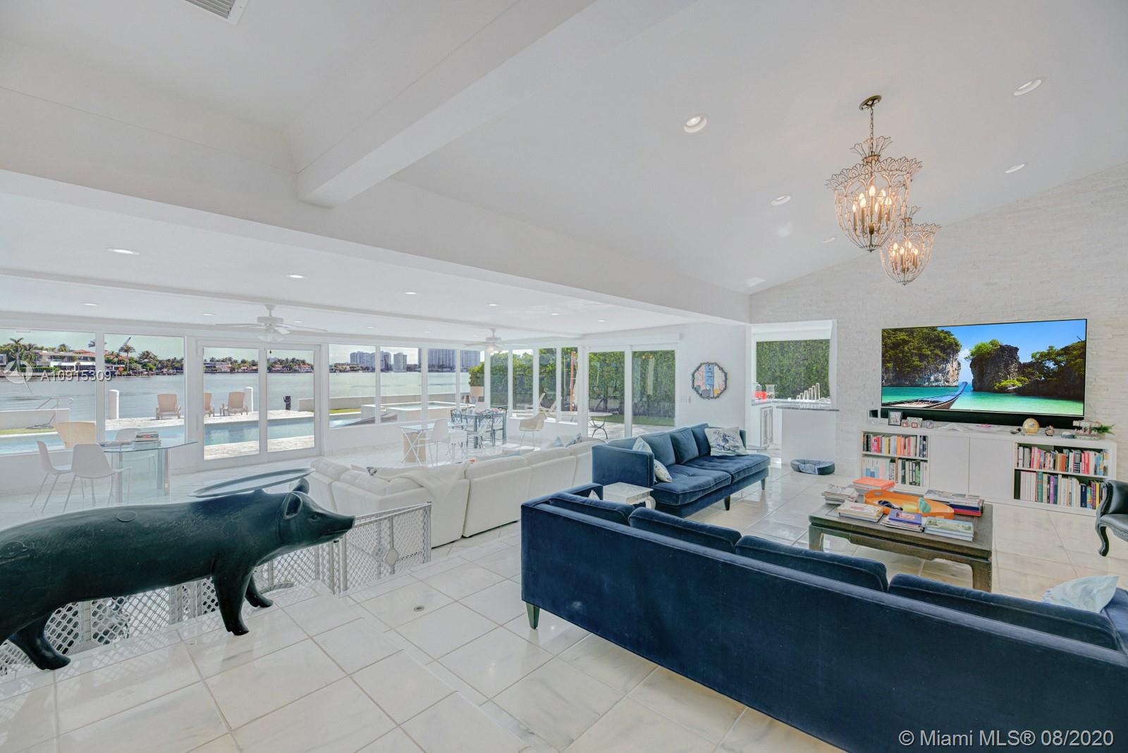 HIBISCUS ISLAND - Residential