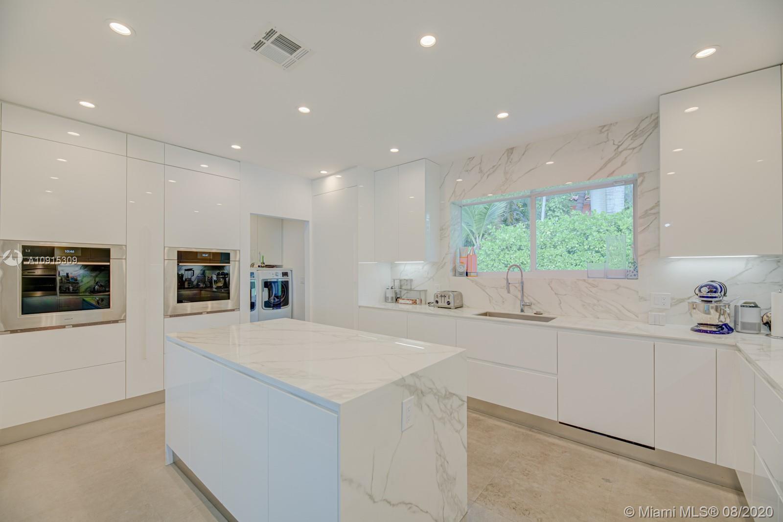 HIBISCUS ISLAND - Residential