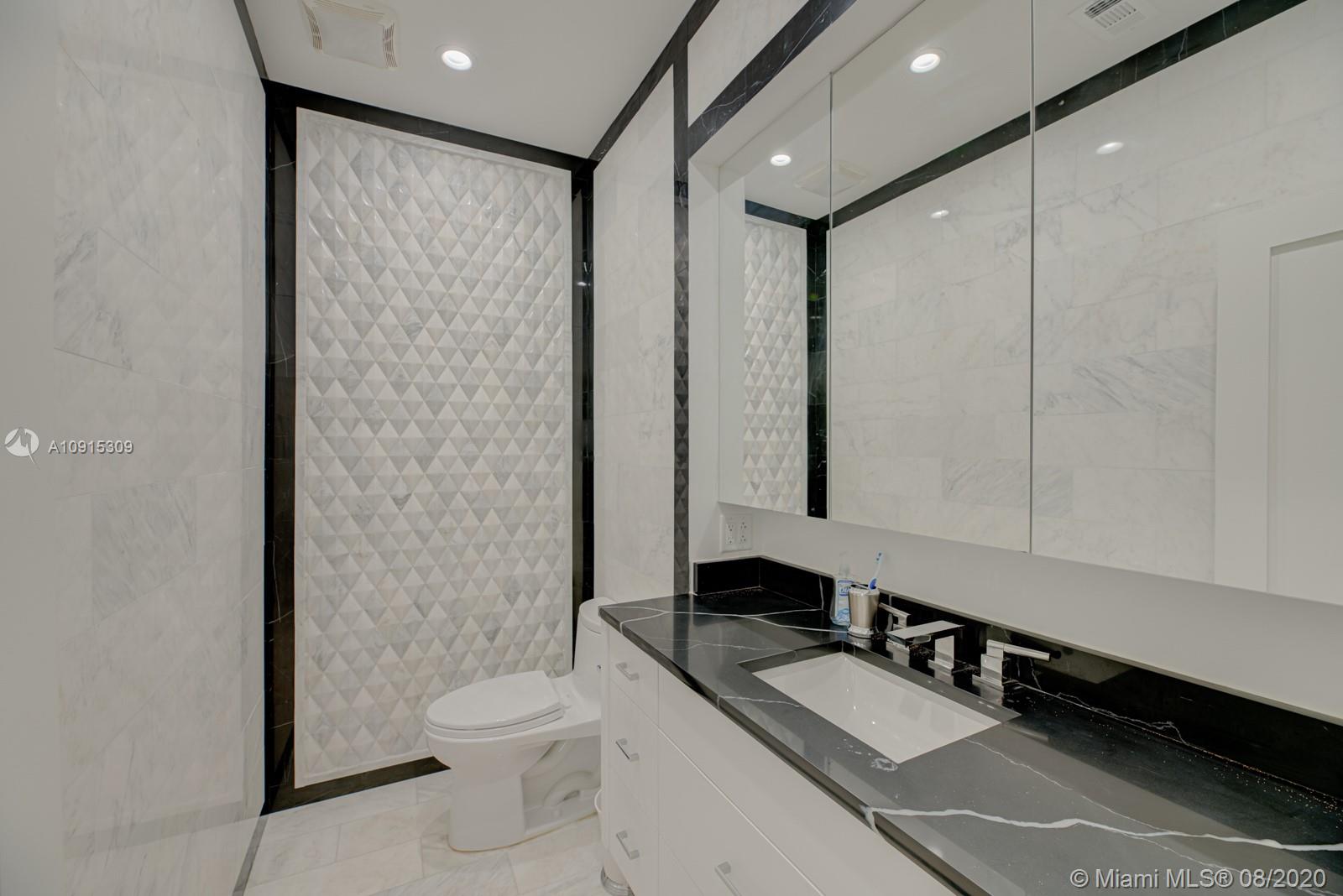 HIBISCUS ISLAND - Residential