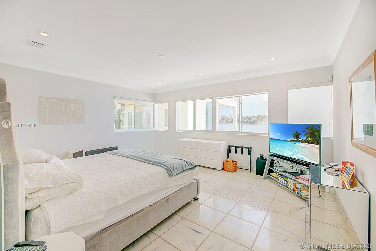 HIBISCUS ISLAND - Residential