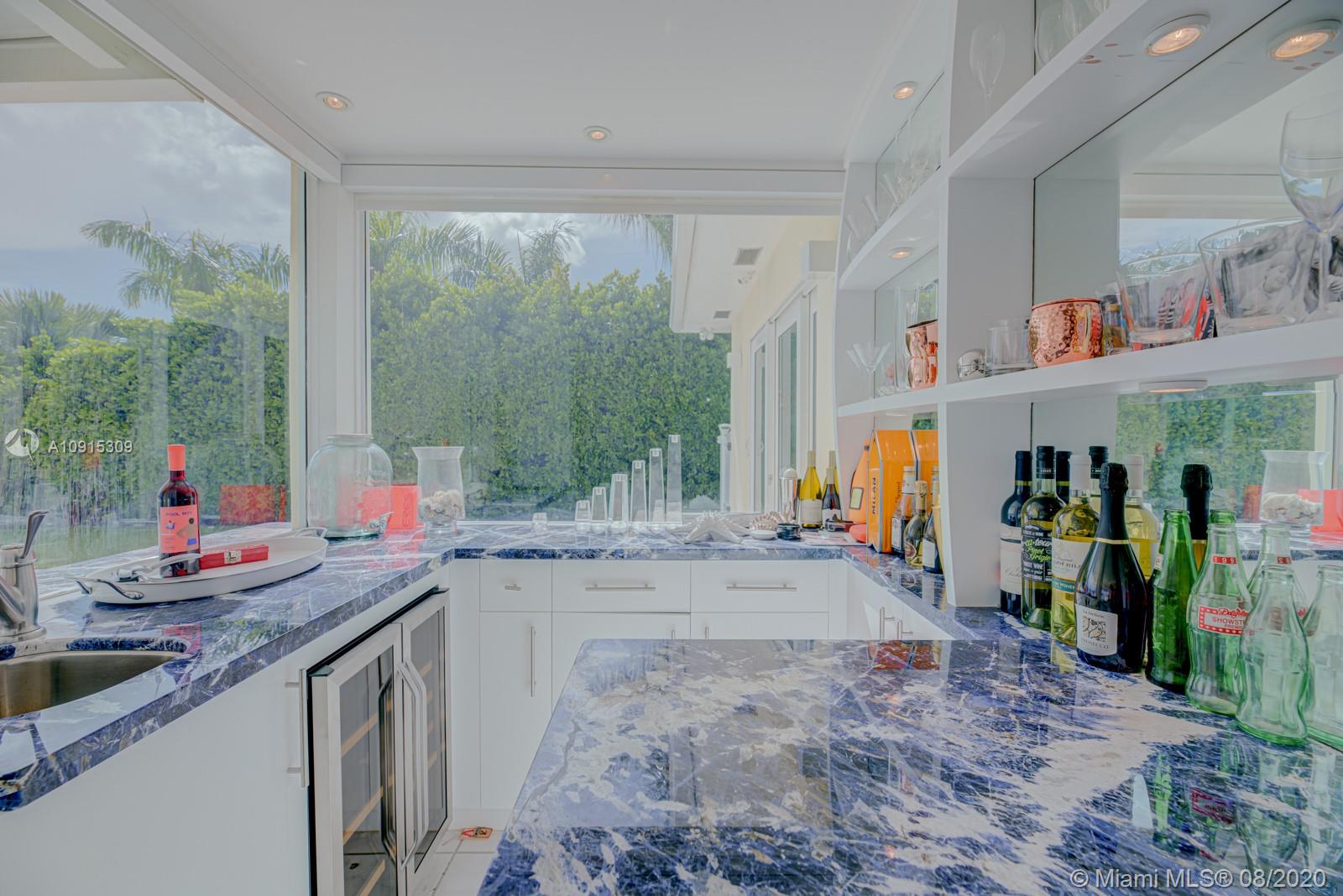 HIBISCUS ISLAND - Residential