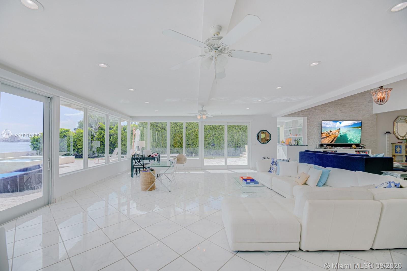 HIBISCUS ISLAND - Residential