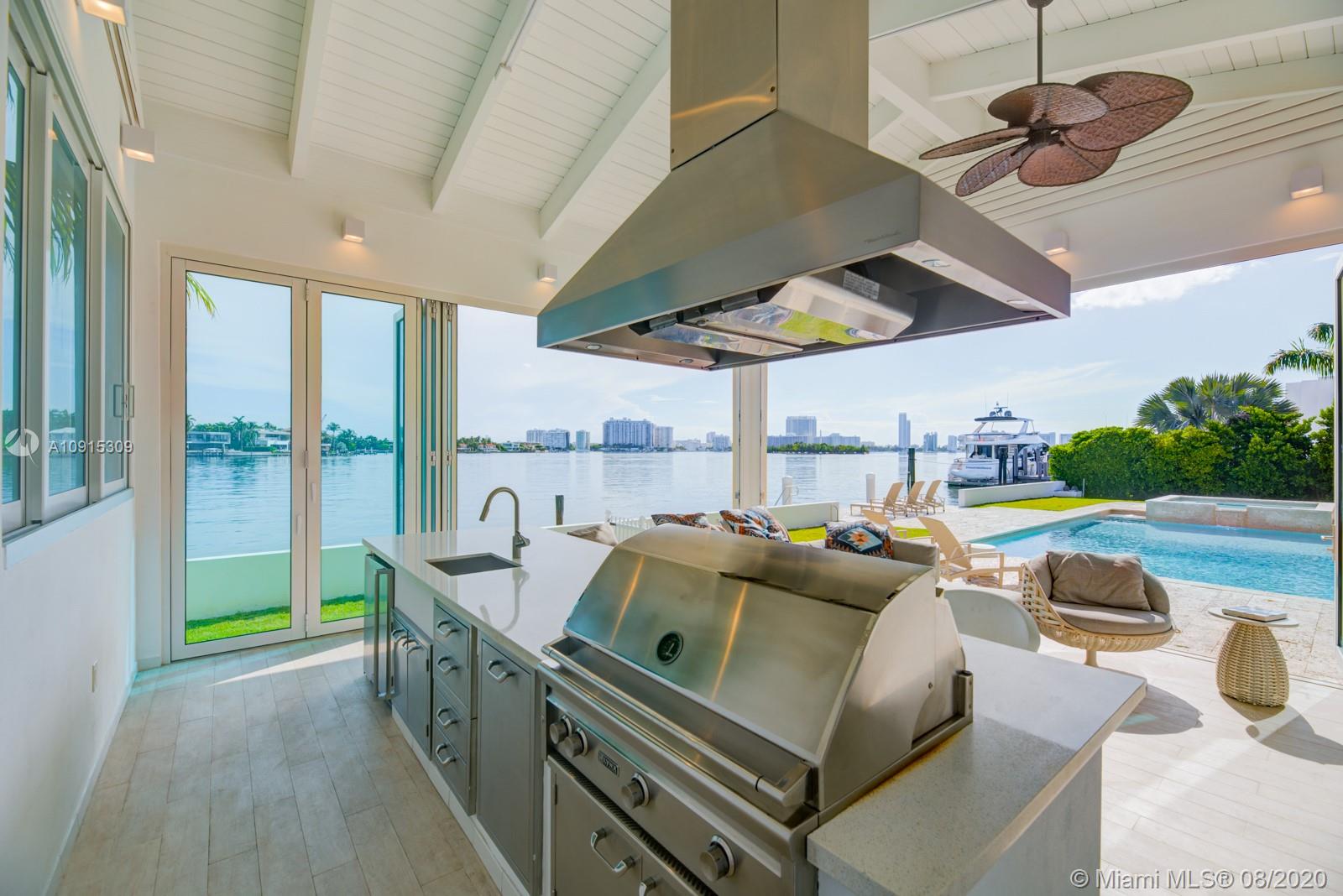 HIBISCUS ISLAND - Residential