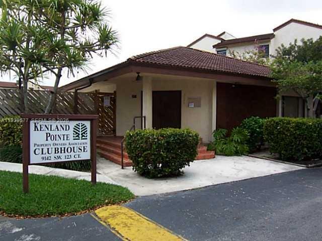 9015 SW 125th Ave N406