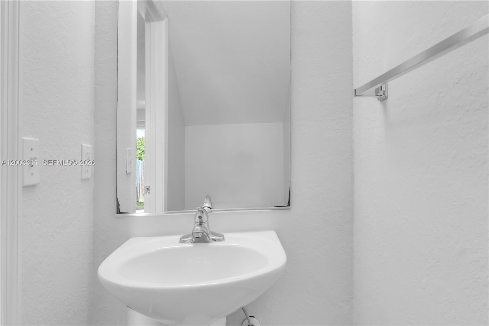 LAKE VUE VILLAS CONDO - Residential Lease