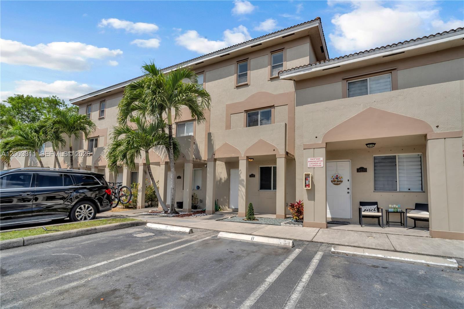 LAKE VUE VILLAS CONDO - Residential Lease