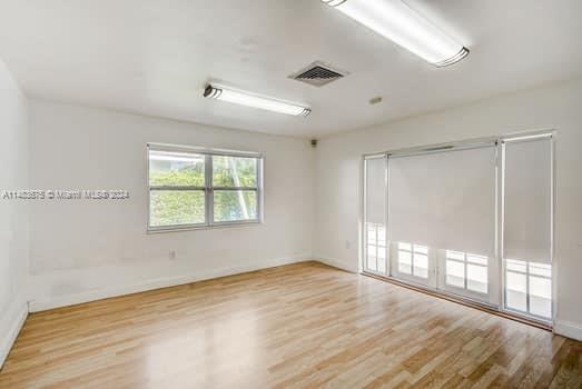 GOLDEN BEACH SEC F - Residential