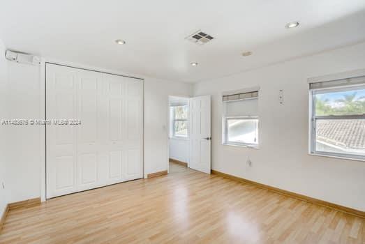 GOLDEN BEACH SEC F - Residential