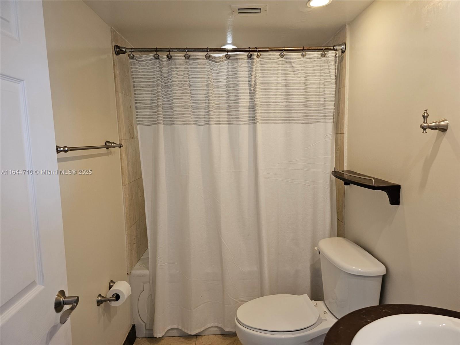 MARBELLA CONDO - Residential