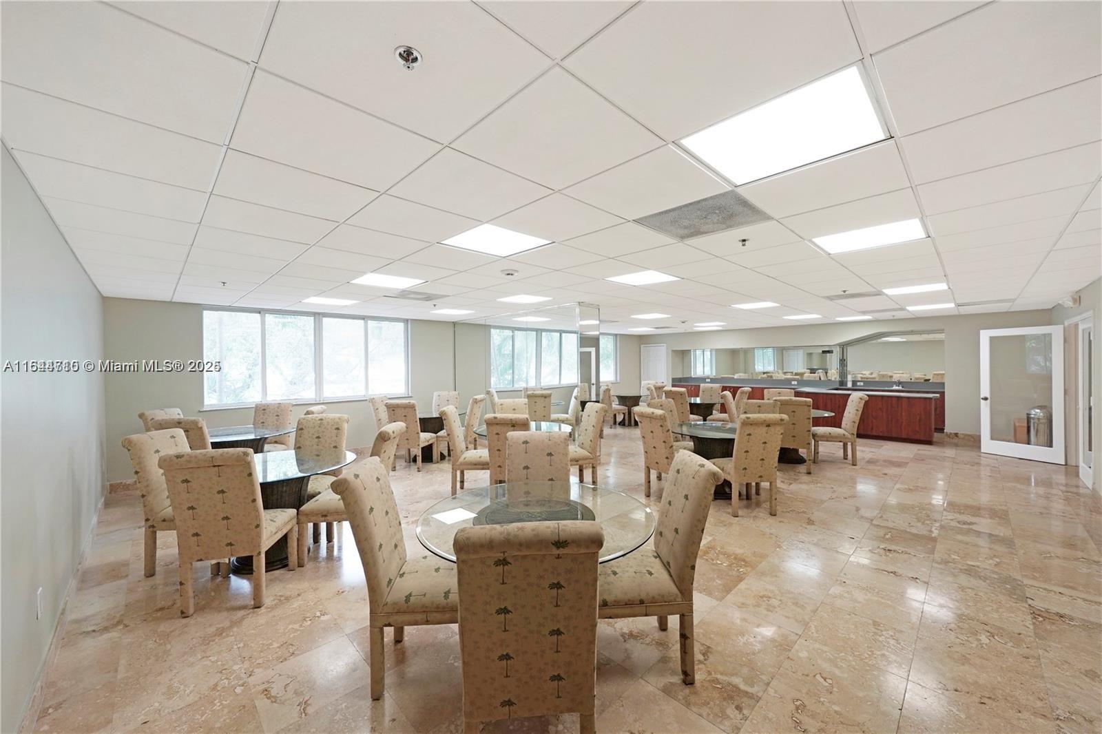 MARBELLA CONDO - Residential