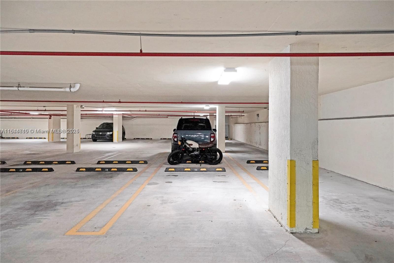 MARBELLA CONDO - Residential