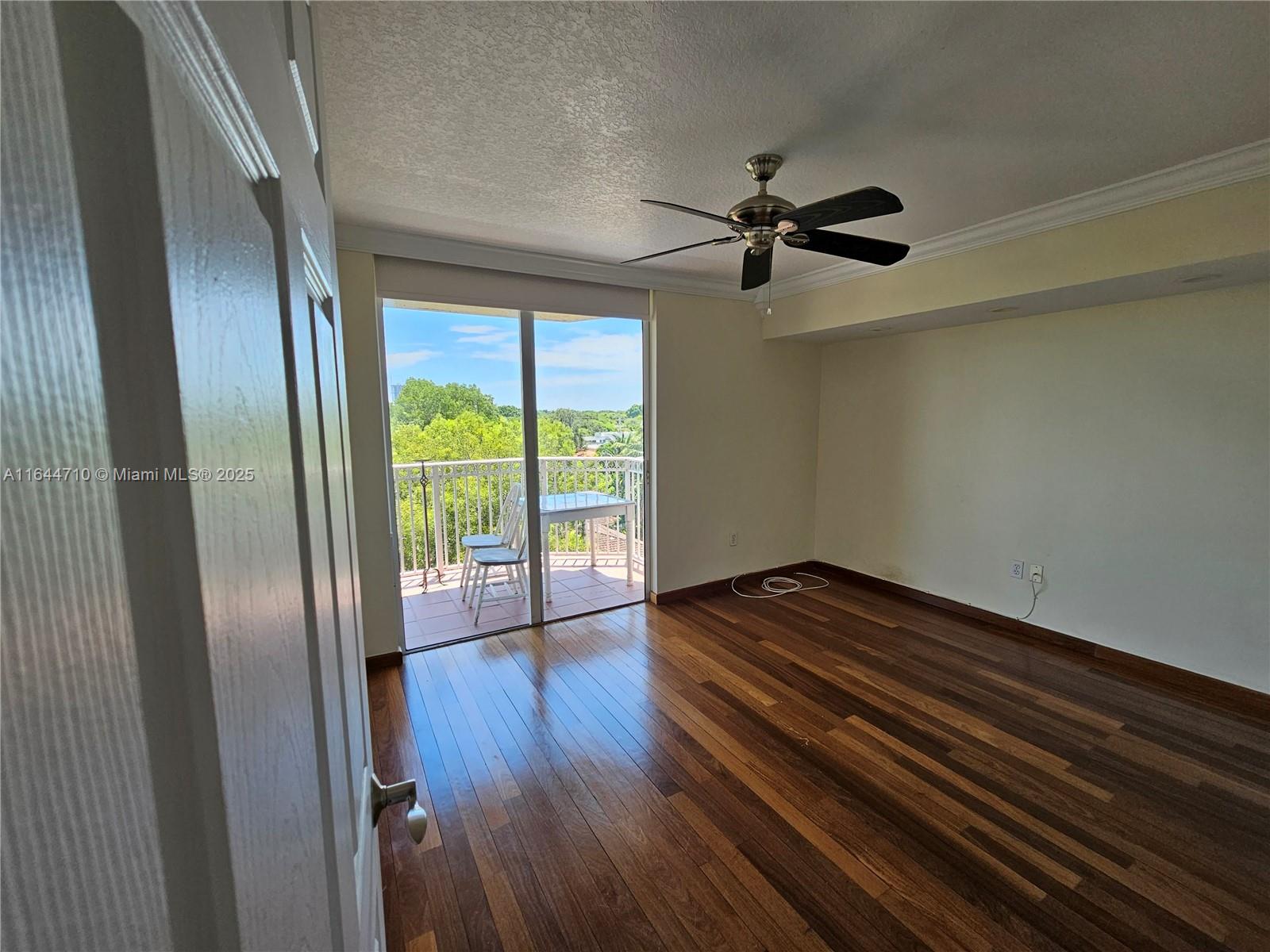 MARBELLA CONDO - Residential