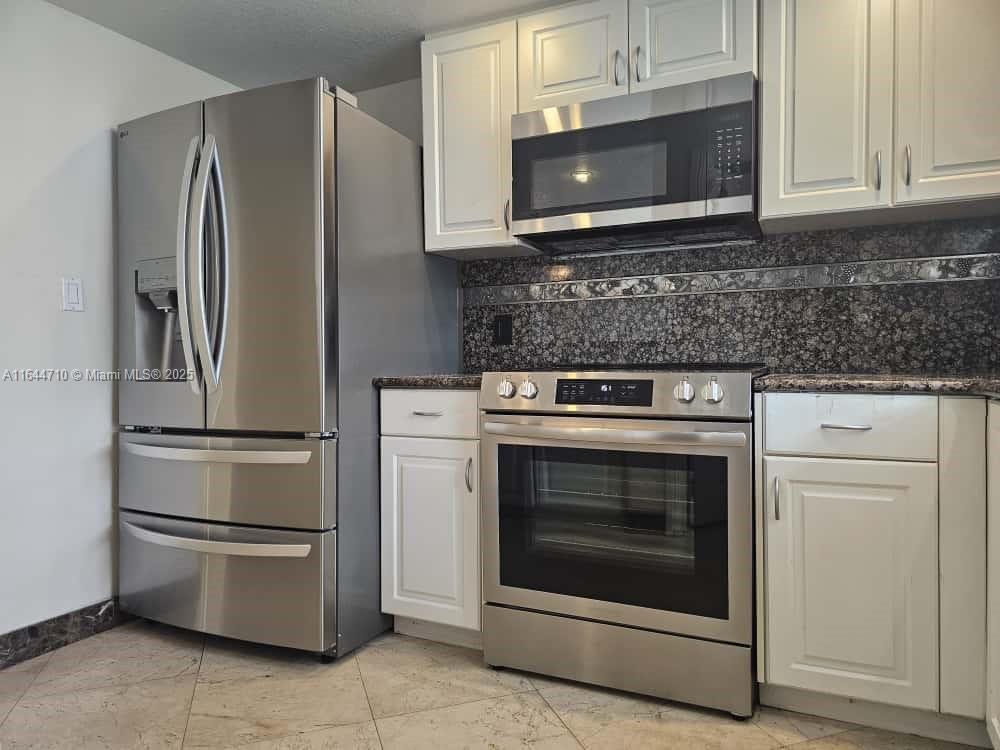 MARBELLA CONDO - Residential