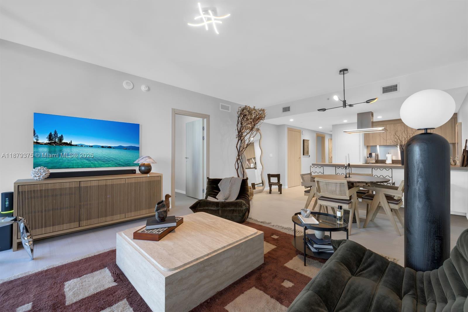1000 Brickell Plz 4307