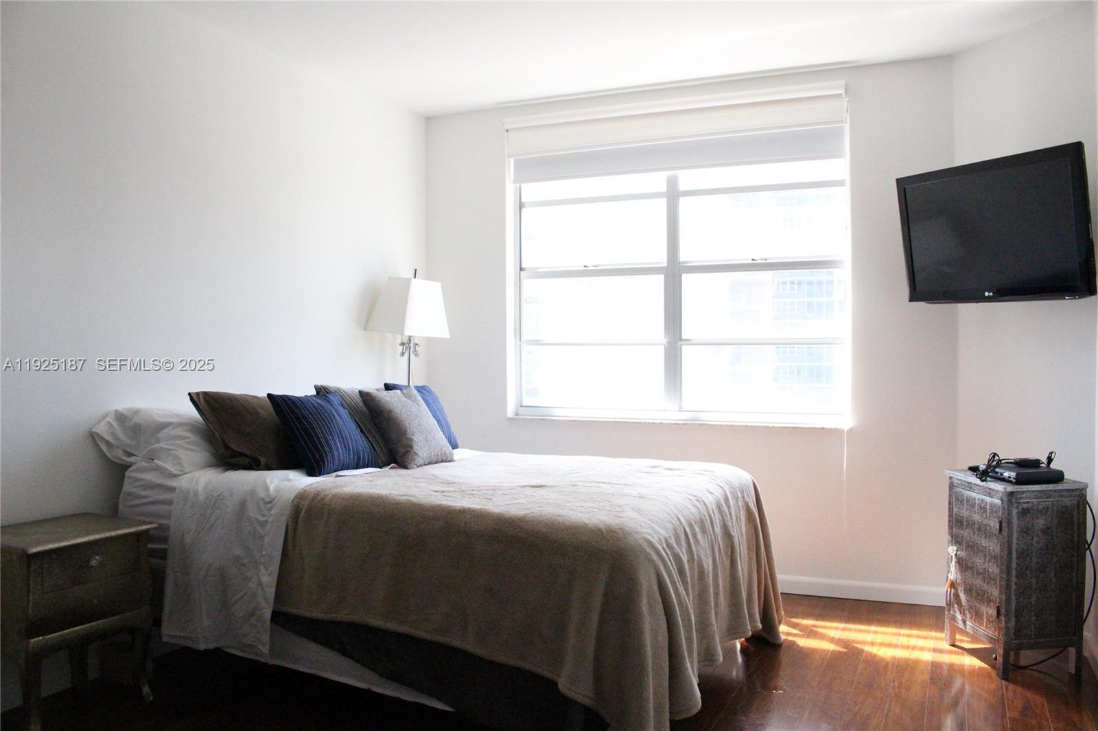 THE HEMISPHERES CONDO - Residential Lease