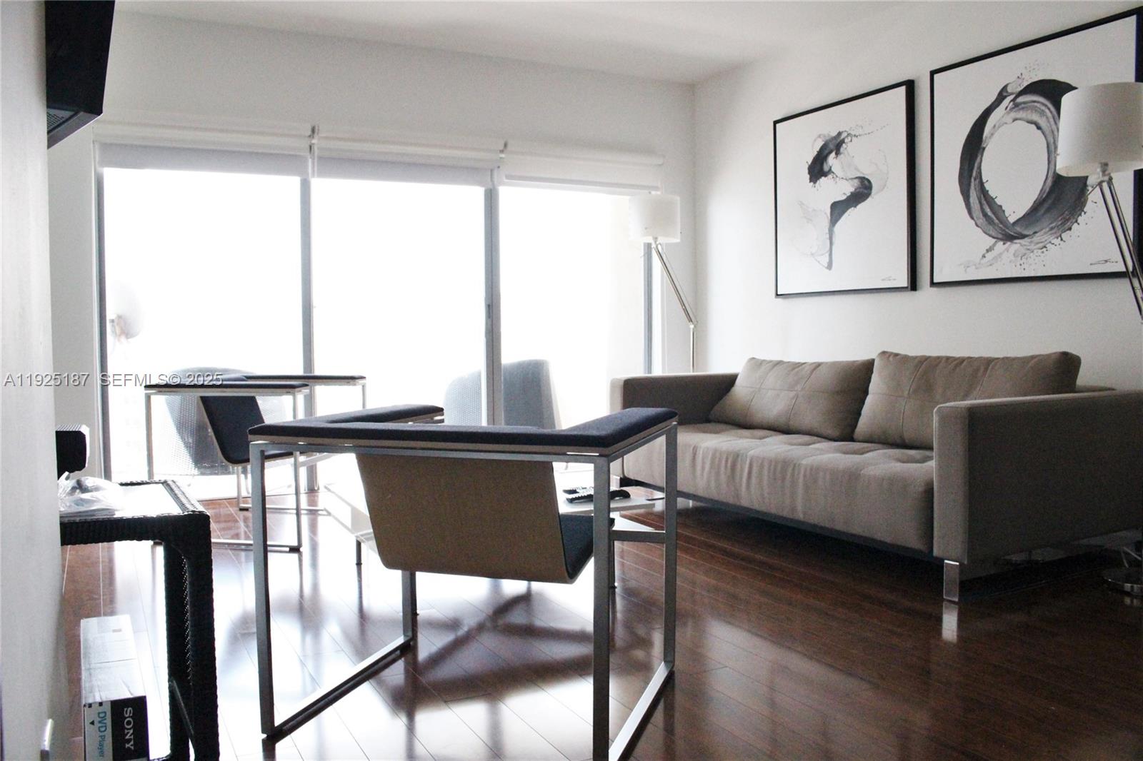 THE HEMISPHERES CONDO - Residential Lease