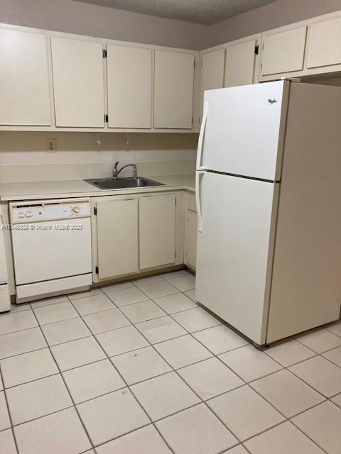 MIRA VILLAS CONDO - Residential