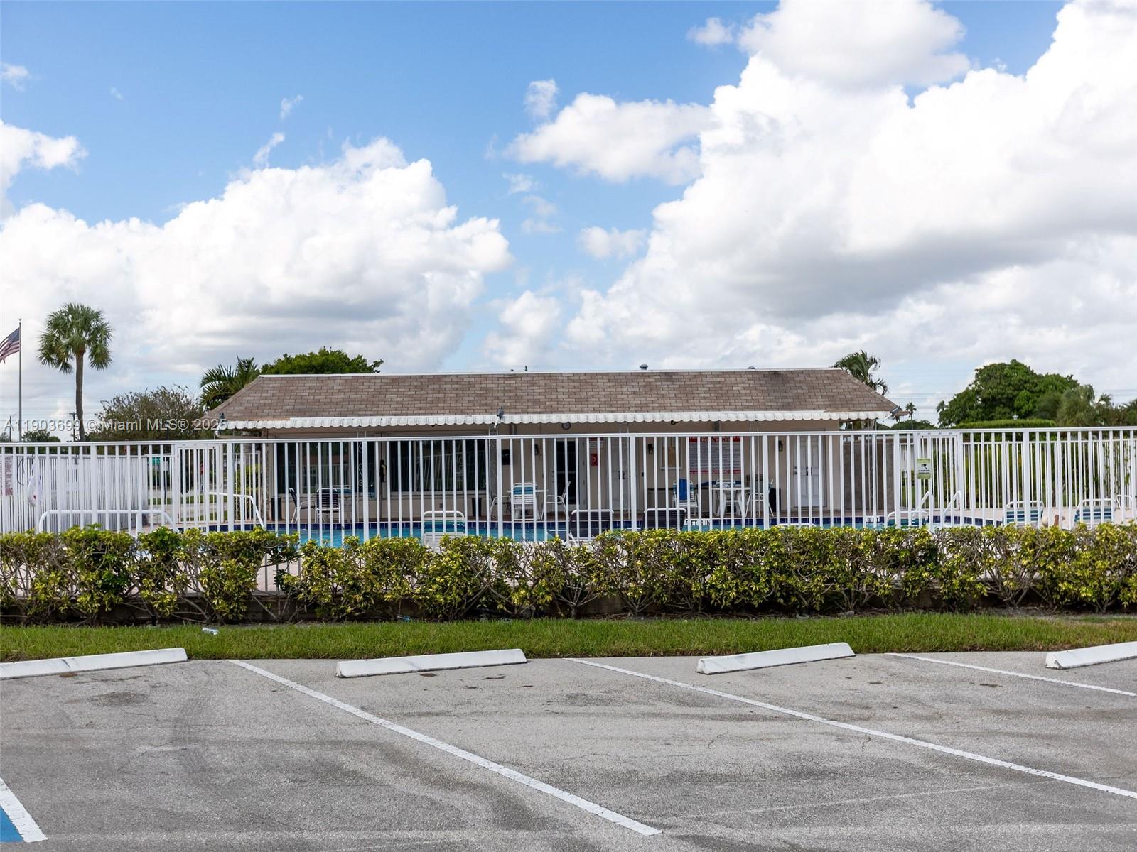 PARADISE GARDENS SEC 3 - Residential