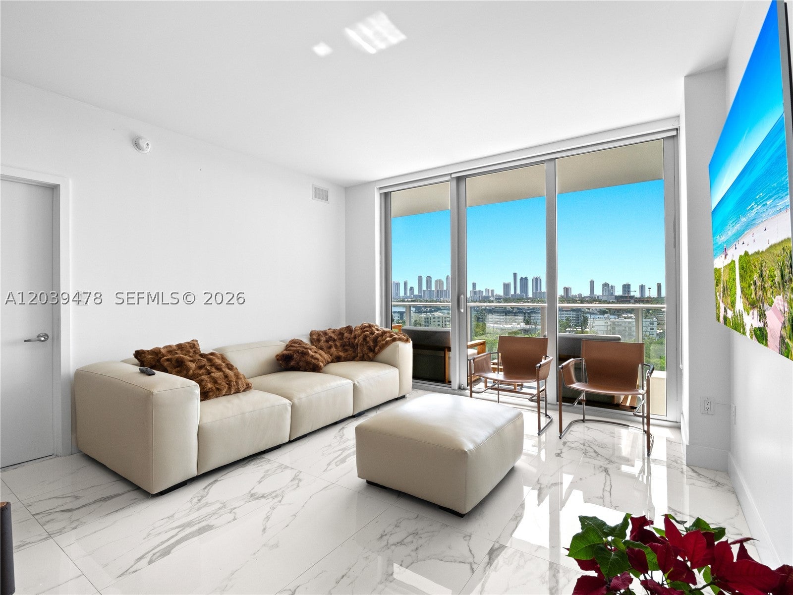 16385 Biscayne Blvd 1117
