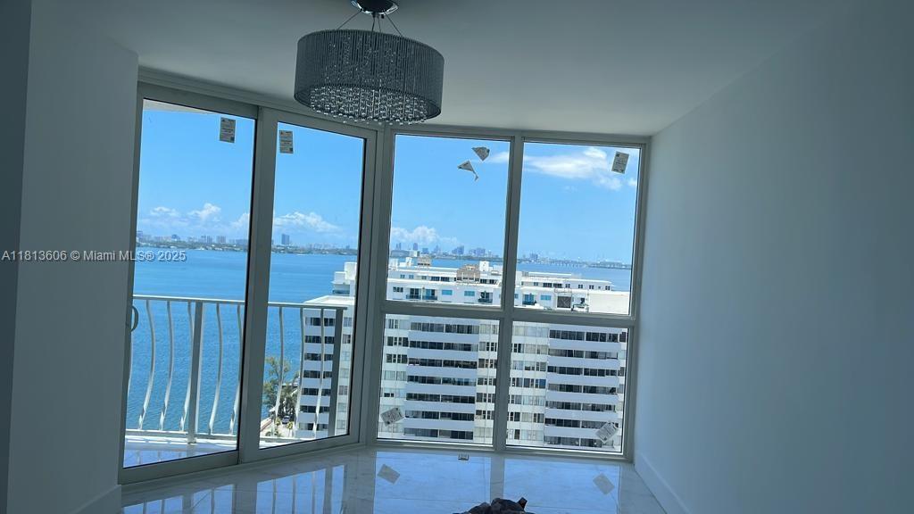 THE GRANDVIEW PALACE COND - Residential Lease