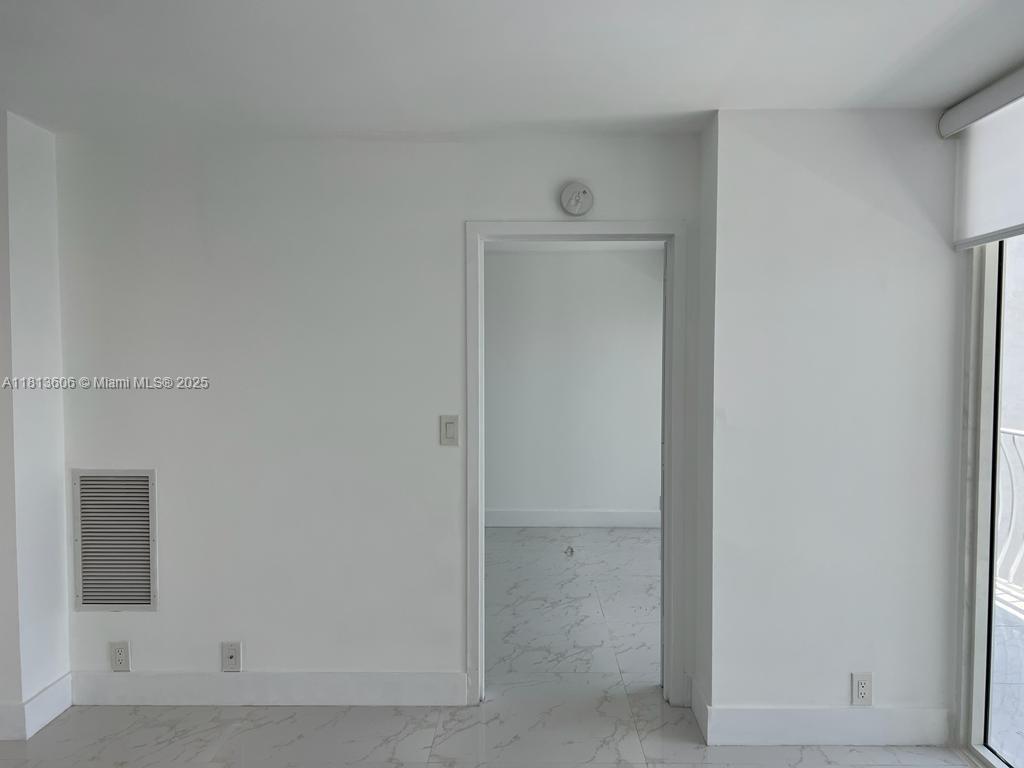 THE GRANDVIEW PALACE COND - Residential Lease